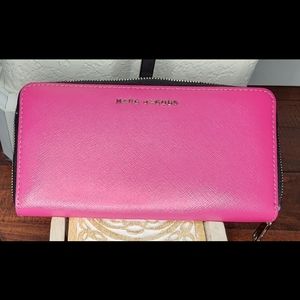 Marc Jacobs Pink Two Tone Wallet